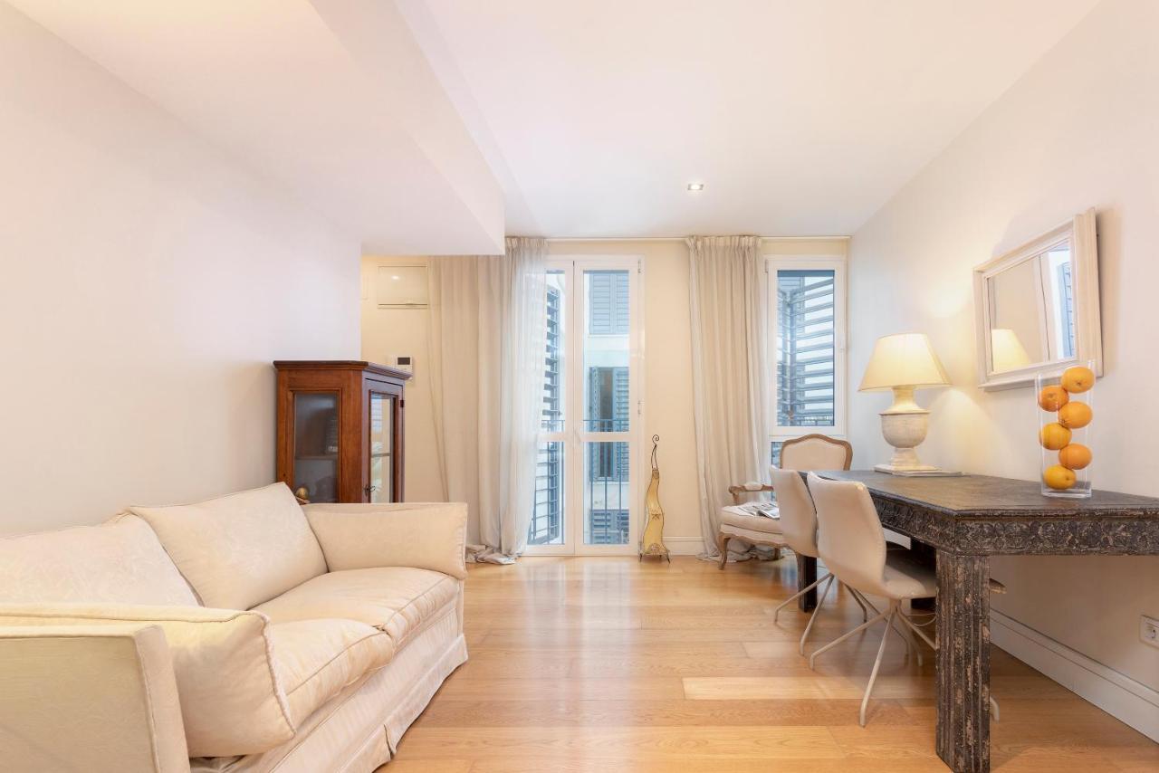 Acogedor Apartamento Junto A La Catedral By Rent Me Malaga Zewnętrze zdjęcie