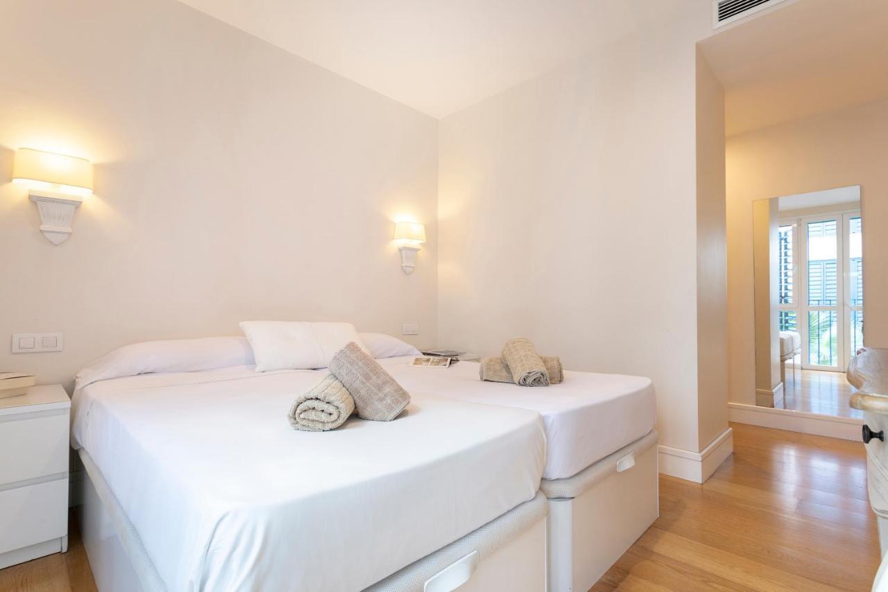 Acogedor Apartamento Junto A La Catedral By Rent Me Malaga Zewnętrze zdjęcie