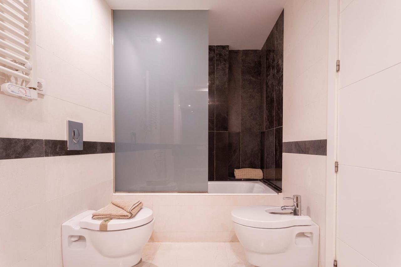 Acogedor Apartamento Junto A La Catedral By Rent Me Malaga Zewnętrze zdjęcie